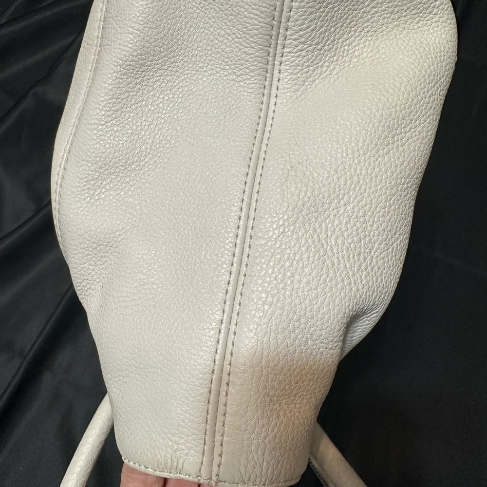 Michael Kors Cream Leather Hobo Bag - Picture 9 of 10